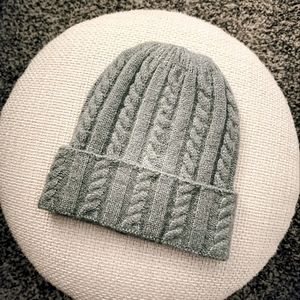 FREE NWOT Jessica Simpson Winter Hat